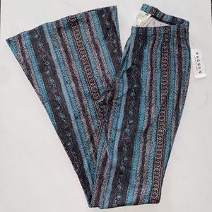 La Hearts Boot Cut \u0026 Flare Pants 
